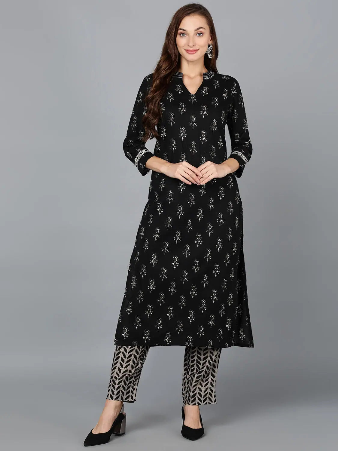 Black Cotton Blend Straight Kurta With Pant-VKSET1394_XS