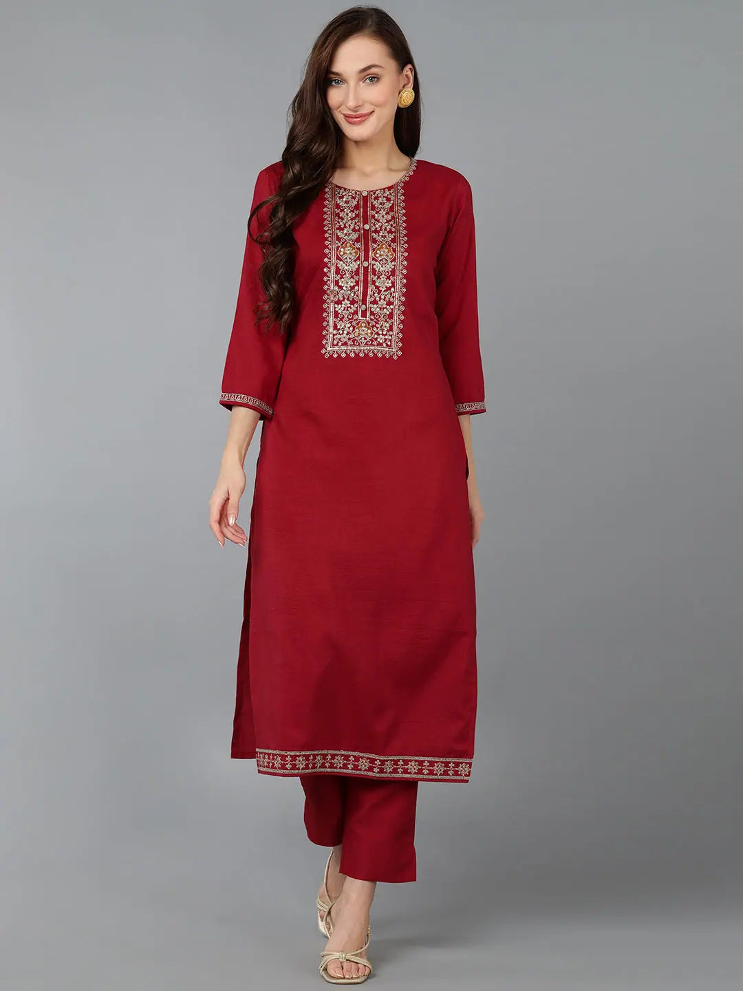 Ahika Women Silk Blend Embroidered Kurta With-VKSET1367_XS