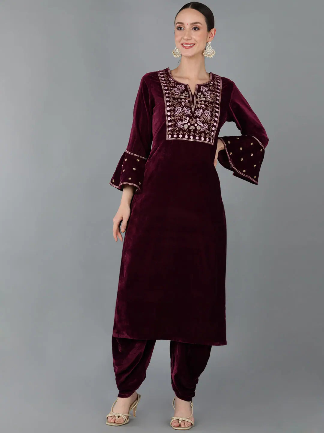 Ahika Women Velvet Yoke Design Kurta With